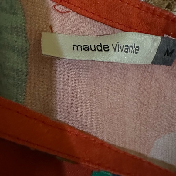 Maude Vivante Aria Dress Medium Red Floral Puff Sleeves Colorful Vacation Resort - Picture 11 of 13